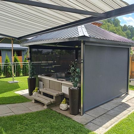 Ferienwohnung Am Waldweg Kolsass エクステリア 写真