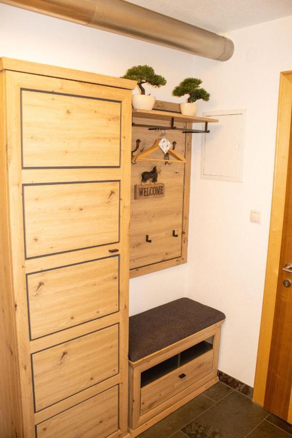 Ferienwohnung Am Waldweg Kolsass エクステリア 写真