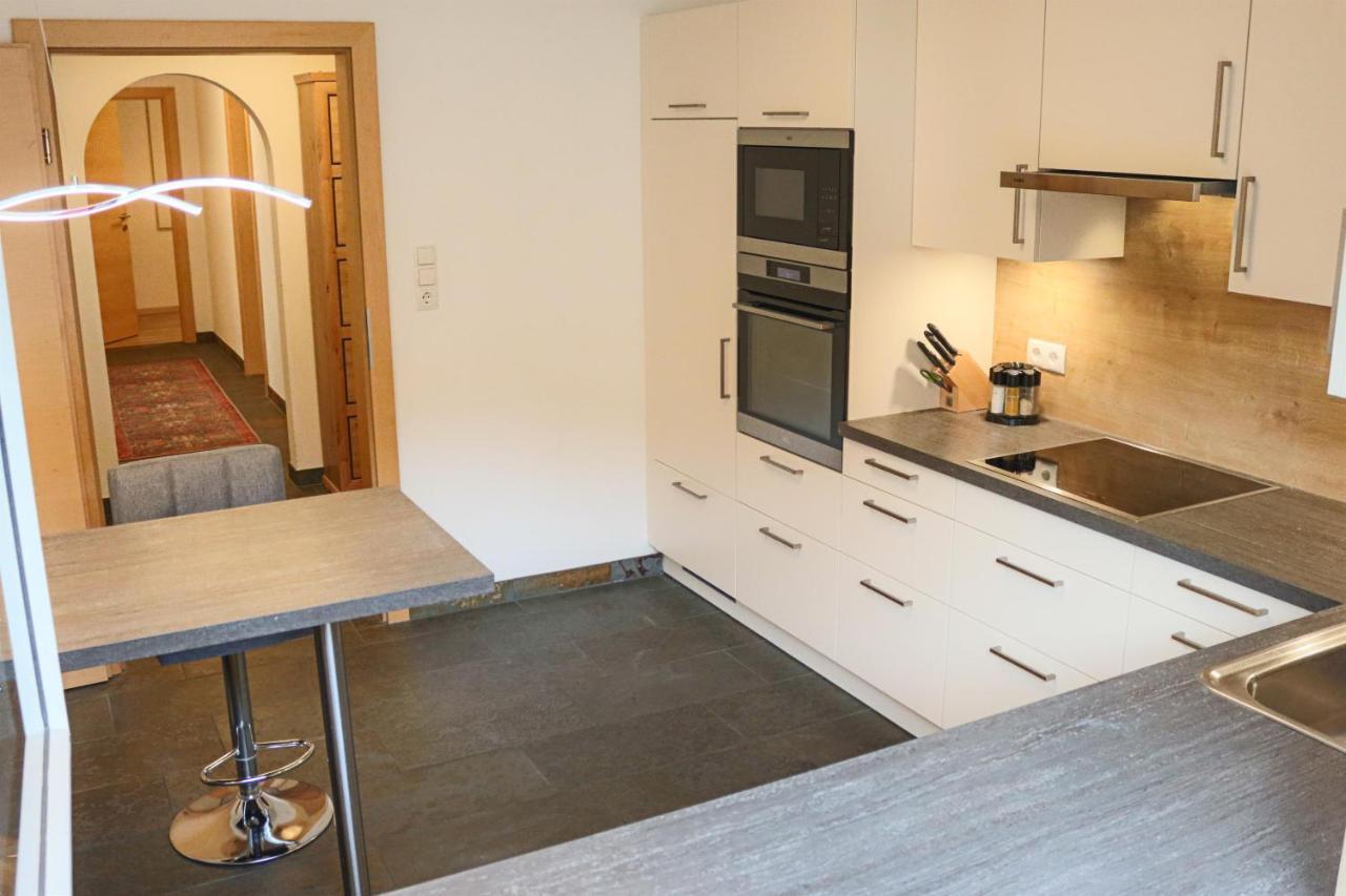 Ferienwohnung Am Waldweg Kolsass エクステリア 写真