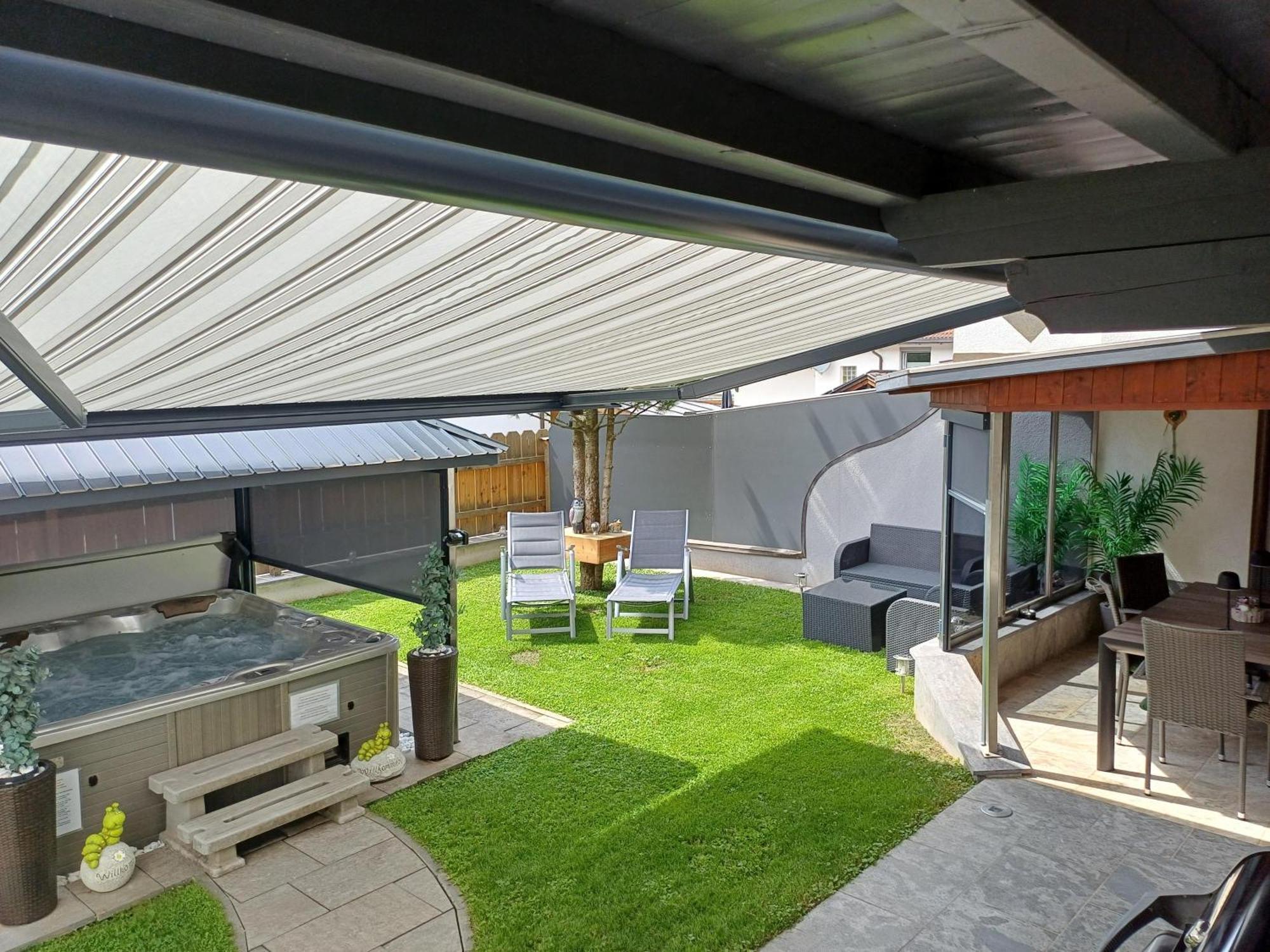 Ferienwohnung Am Waldweg Kolsass エクステリア 写真
